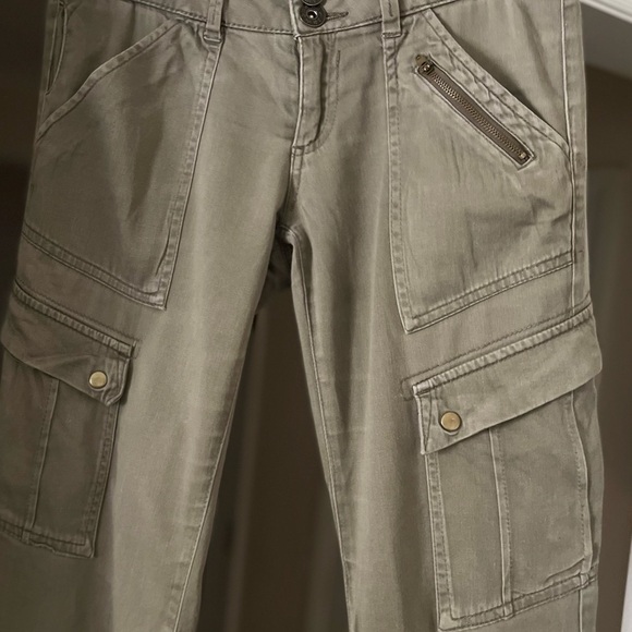 Jolt Green Cargo Pants - Picture 4 of 10